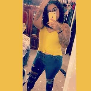 Meet your Posher, Selena